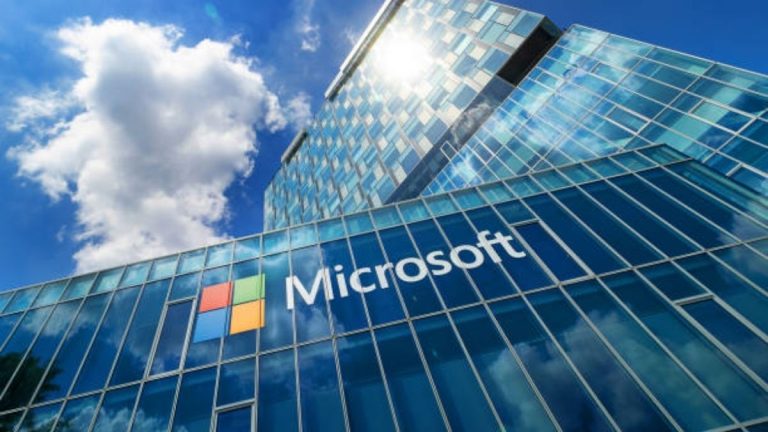 Microsoft'un Büyük Hamlesi: 2,5 Milyon Kişiye Yapay Zekâ Eğitimi Yatırımı!